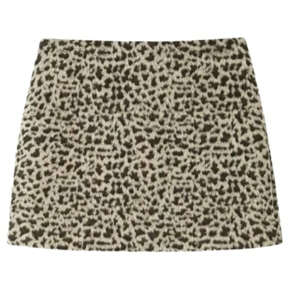 NWT Zara Leopard Print Fur Textured Mini Skirt XS Animal Print Statement - Picture 1 of 10